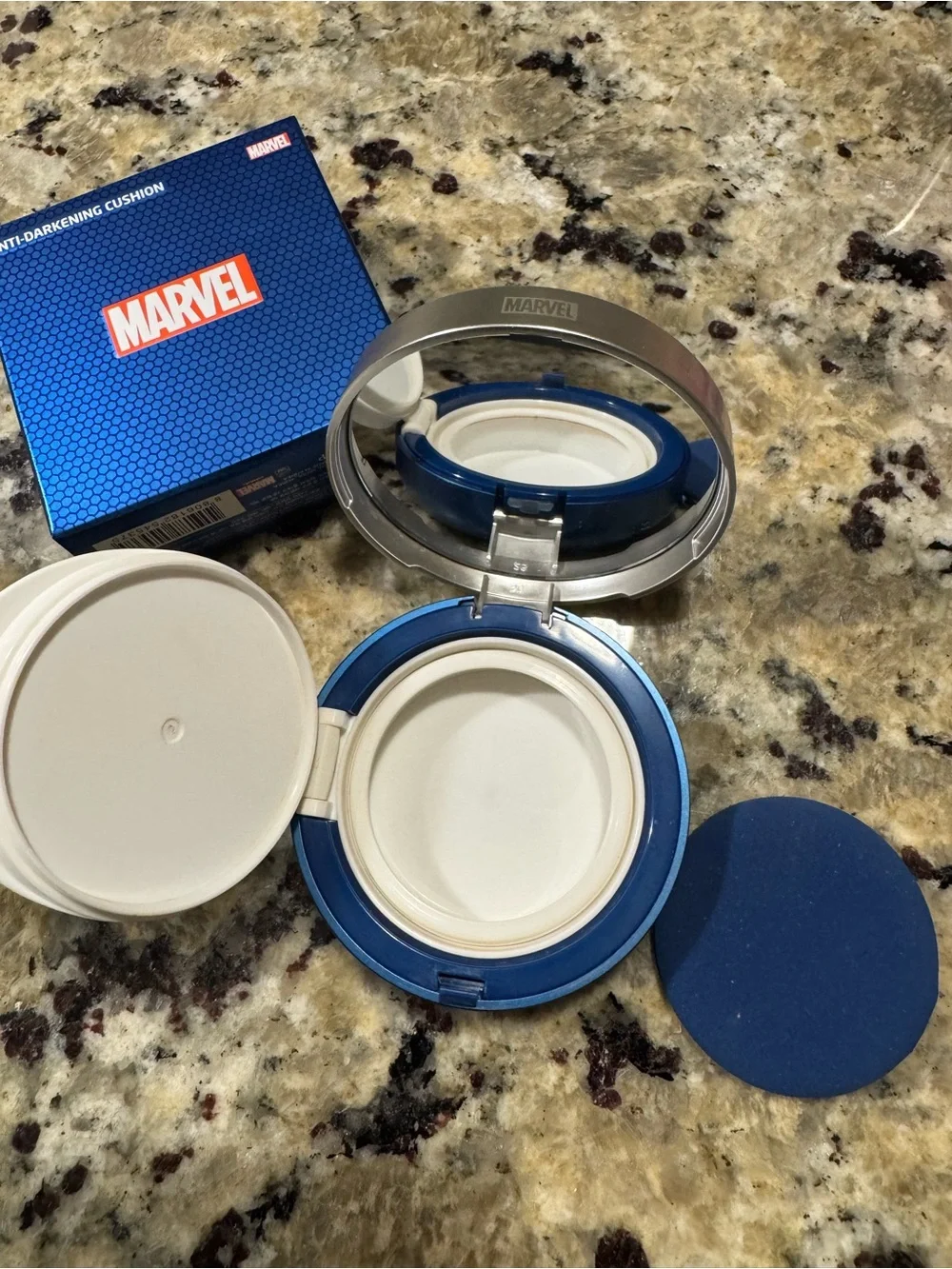 Captain America Compact
